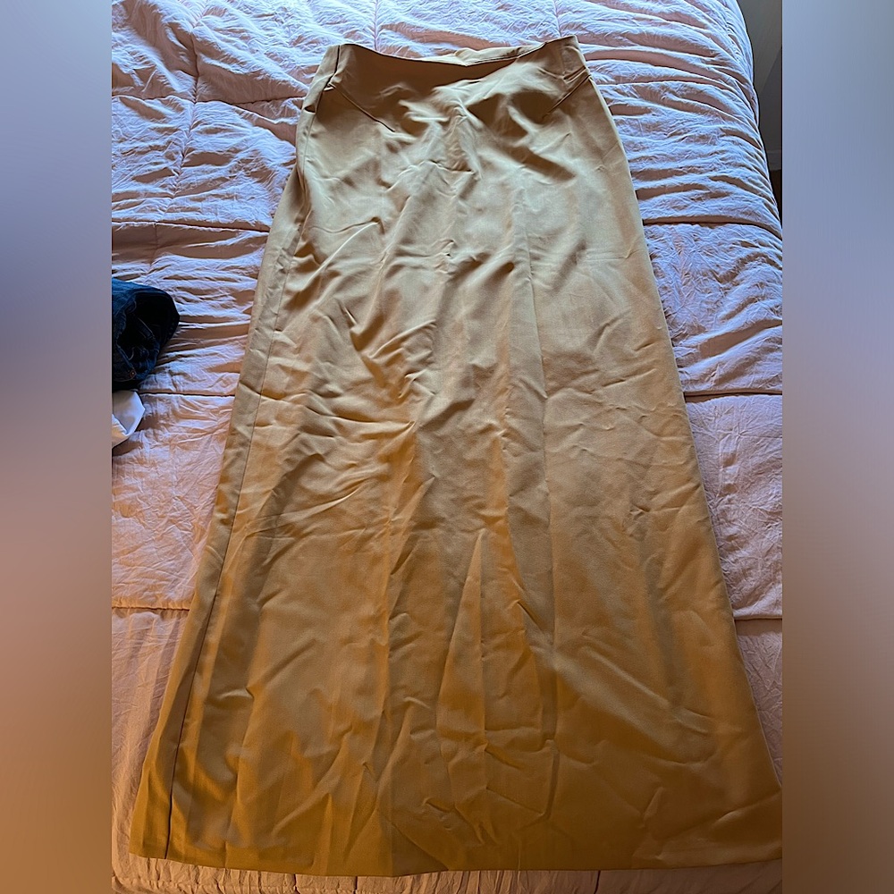 Gold/Mustard Yellow Mango maxi skirt!
